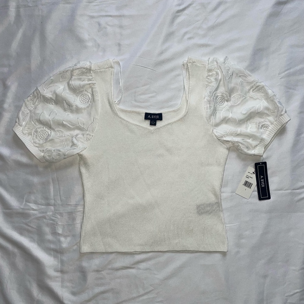 Women’s Puff Sleeve Knit Top — Size L, NWT